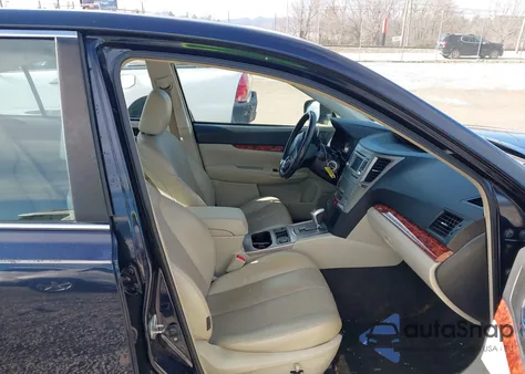 2012 Subaru Legacy 2.5I Limited z USA, uszkodzony, nr VIN 4S3BMBK63C3029943